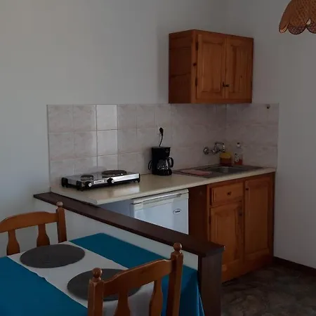 Alkionides * Naousa (Paros)