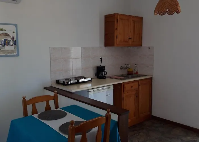 Alkionides * Naousa (Paros)